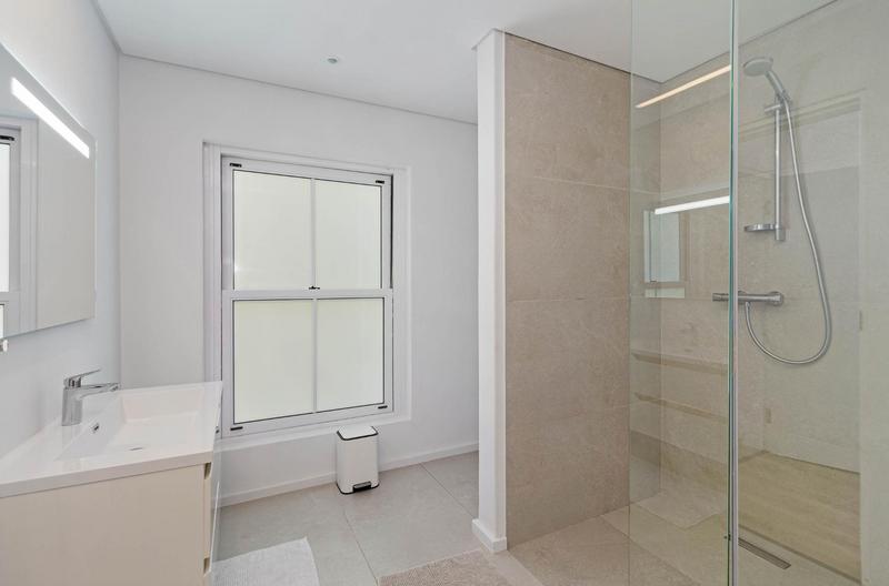 To Let 4 Bedroom Property for Rent in Steenberg Estate Western Cape